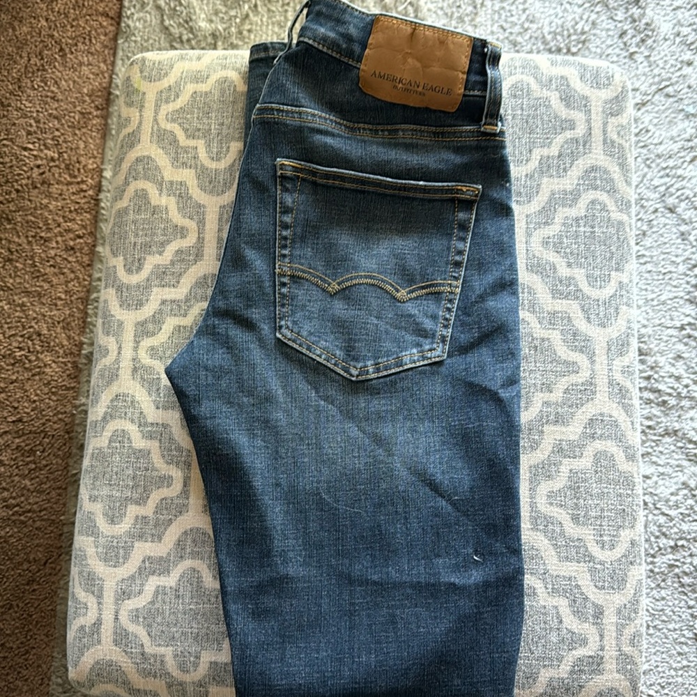 Men’s/ teens American Eagle jeans extreme flex 4 slim straight  fit size 28 x 32